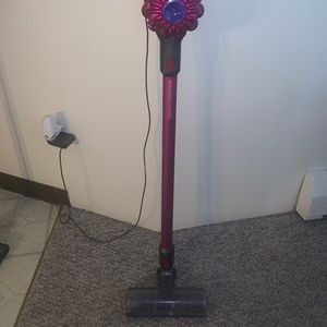 DYSON V7 MOTÖRHEAD VACUUM